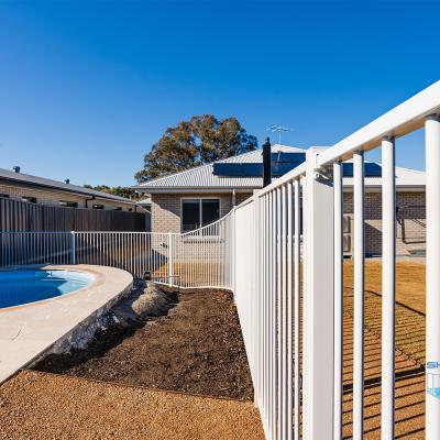 White Aluminium Pool Fencing Albury Wodonga